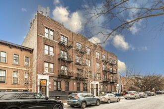 242-248 Bainbridge St in Brooklyn, NY - Building Photo - Primary Photo