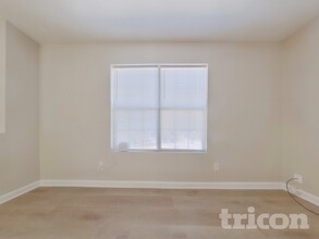 6238 Leverett Dr in Stonecrest, GA - Building Photo - Building Photo