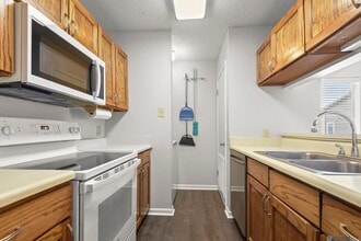 5137 Nicholson Dr in Baton Rouge, LA - Building Photo - Building Photo