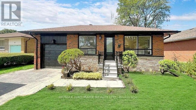 16 Arkley Crescent