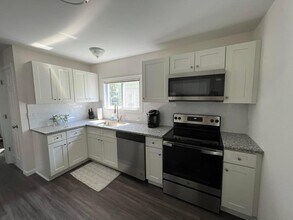 17 Heather St in Rochester, NY - Foto de edificio - Building Photo