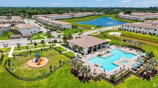 2437 NW 119th St in Miami, FL - Building Photo - Building Photo