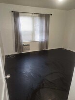 8046 Sepulveda Blvd, Unit 8046 Sepulveda Blvd in Panorama City, CA - Building Photo