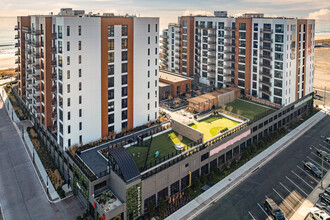 The Boardwalk Residences in Long Beach, NY - Building Photo - Building Photo