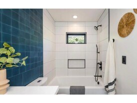 1162 McKinley St in Redwood City, CA - Building Photo