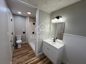 815 S Main St, Unit A in New Castle, IN - Foto de edificio - Building Photo