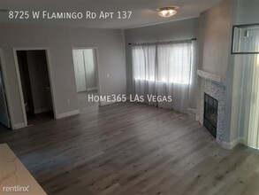 8725 W Flamingo Rd-Unit -137 in Las Vegas, NV - Foto de edificio - Building Photo