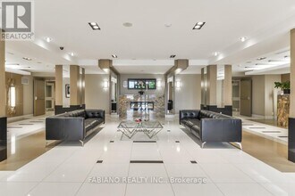1060-1060 Sheppard Ave W in Toronto, ON - Building Photo - Building Photo