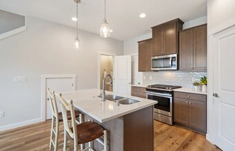 13739 NW 7th Pl in Vancouver, WA - Building Photo - Building Photo