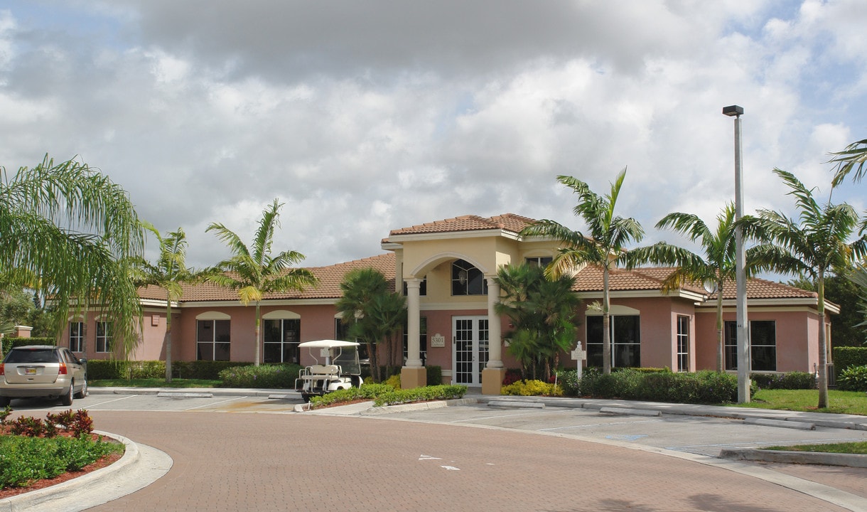 Sanctuary Cove Apartments in North Lauderdale, FL - Building Photo