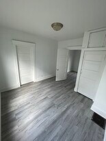 2105 Sherman Ave, Unit 2105 in Middletown, OH - Building Photo