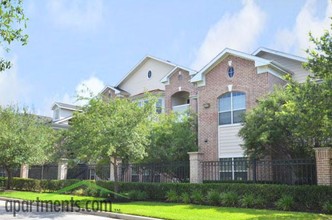 Ashley House in Katy, TX - Foto de edificio - Building Photo