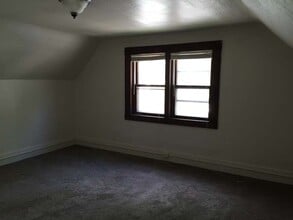 2112 Liberty St in Erie, PA - Building Photo - Building Photo