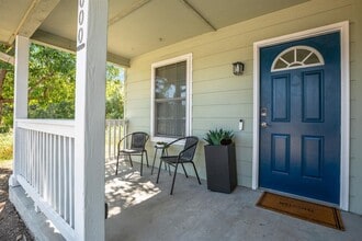 7000 Villita Avenida in Austin, TX - Building Photo - Building Photo