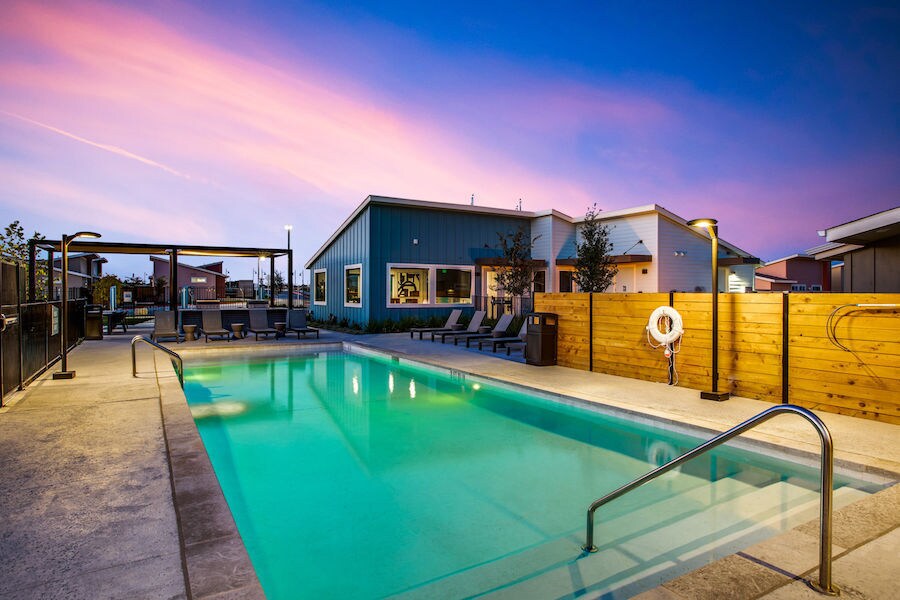 Estates at Plum Creek in Kyle, TX - Foto de edificio