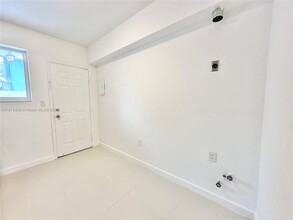 1841 NW 55th St in Miami, FL - Building Photo - Building Photo