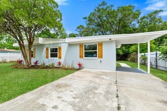 3445 Eve Dr E in Jacksonville, FL - Building Photo - Building Photo