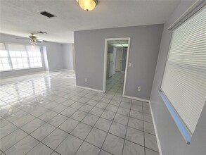 6117 Shadow Wood Ct in Orlando, FL - Building Photo - Building Photo