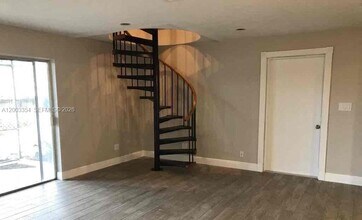 4882 Pine Cone Ln in West Palm Beach, FL - Building Photo - Building Photo