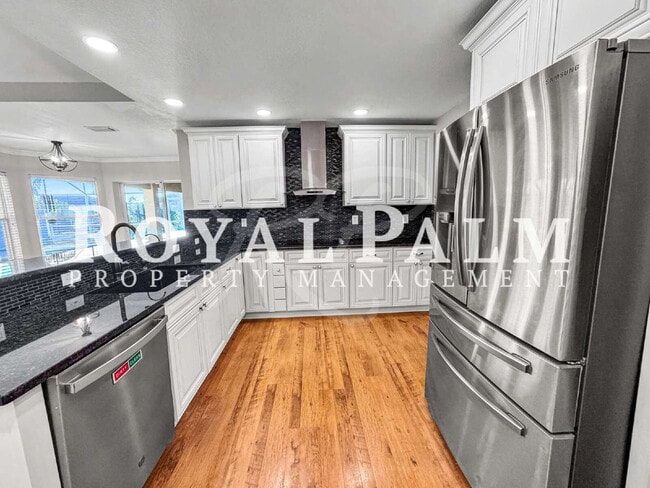 property at 326 SW 29th St