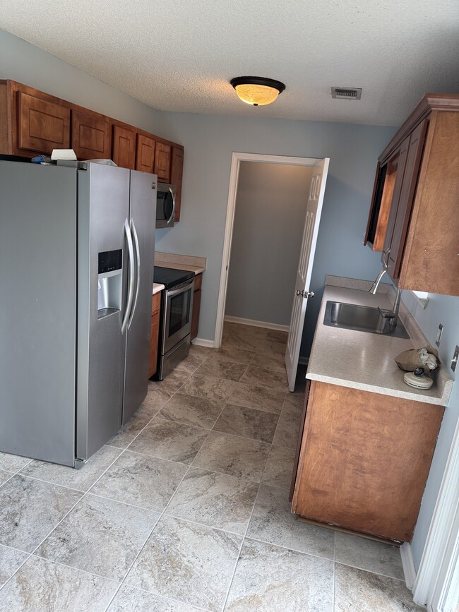 property at 316 Kelly Ave