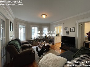 34 Leonard St, Unit 1 in Somerville, MA - Building Photo - Building Photo