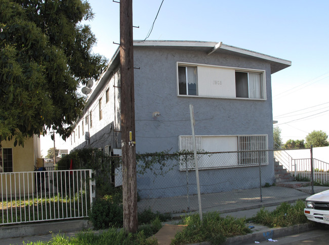 1908 E 92nd St in Los Angeles, CA - Building Photo - Building Photo