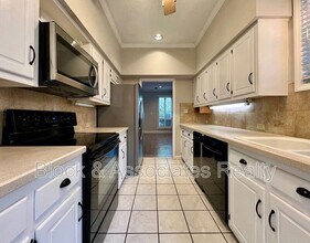 207 Forest View Ct in Winston-Salem, NC - Building Photo - Building Photo