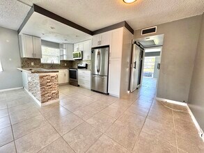 249 Newport P in Deerfield Beach, FL - Building Photo - Building Photo