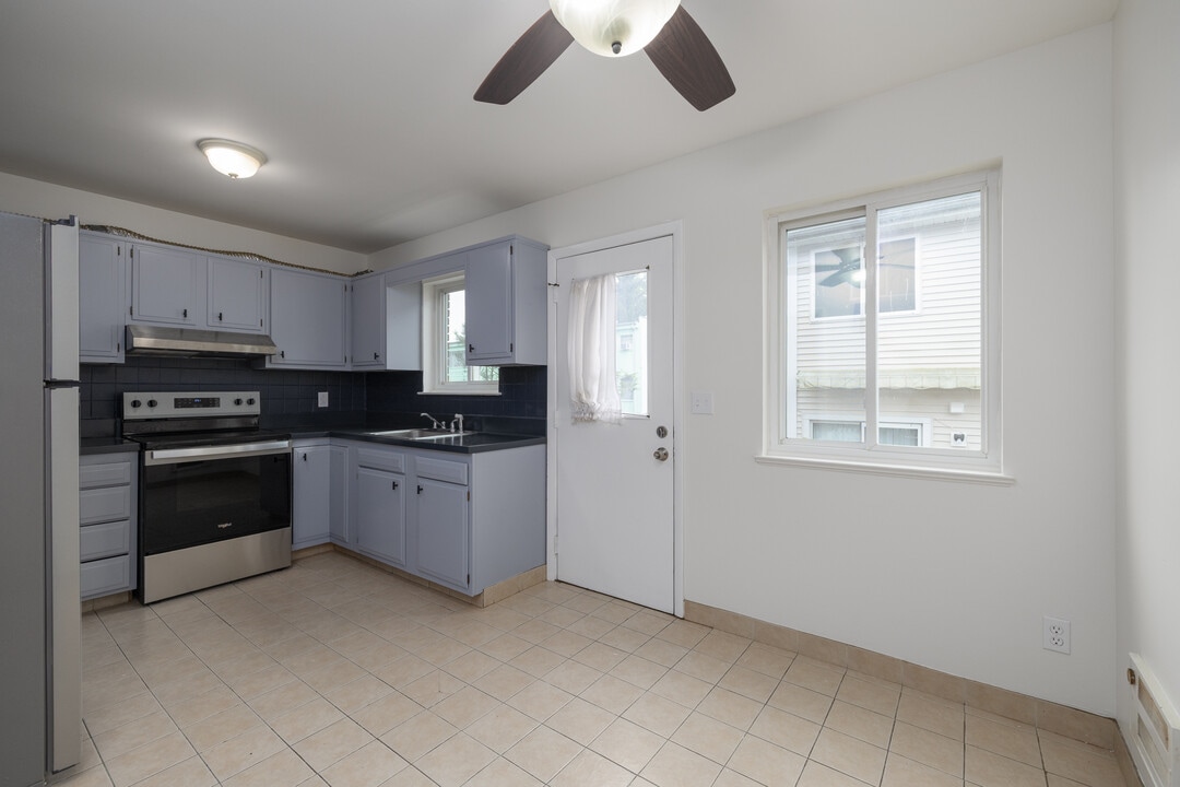 20 N Taylor Condos in Norwalk, CT - Building Photo