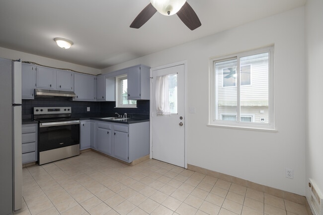 20 N Taylor Condos