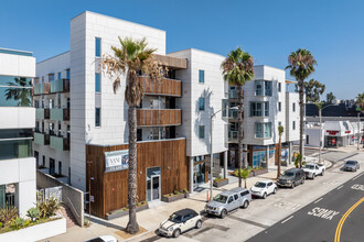 Evani 3223 Wilshire in Santa Monica, CA - Building Photo - Building Photo