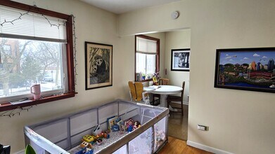 1401 W Warner Ave in Chicago, IL - Building Photo - Building Photo