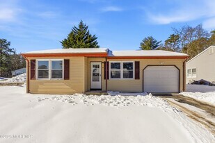 91 Westport Dr in Manchester Township, NJ - Building Photo