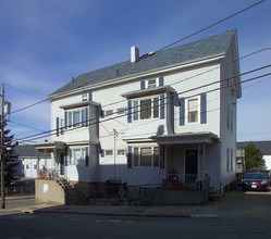 430 William St in Fall River, MA - Building Photo - Building Photo