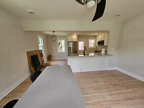 2818 Vaulx Ln in Nashville, TN - Building Photo - Building Photo
