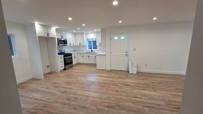 805 W Glenoaks Blvd, Unit 805 A and B in Glendale, CA - Foto de edificio - Building Photo