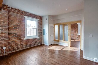 10 Walnut Alley in Richmond, VA - Building Photo - Building Photo