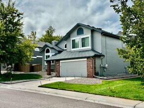 9295 Windsor Way in Littleton, CO - Building Photo - Building Photo