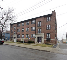 Lincoln in Pontiac, MI - Building Photo