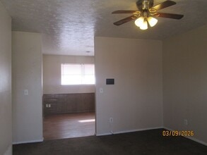 1321 Navajo Trail in Plainview, TX - Building Photo - Building Photo