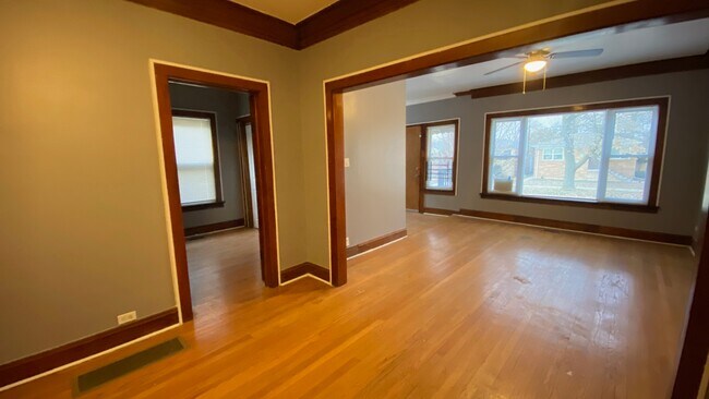 444 W 98th St in Chicago, IL - Building Photo - Building Photo