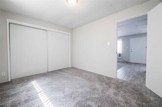 239 W Cleveland Ave, Unit 6 in Las Vegas, NV - Building Photo - Building Photo