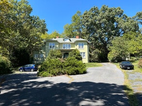 713 Chestnut Ave in Waynesboro, VA - Building Photo - Building Photo
