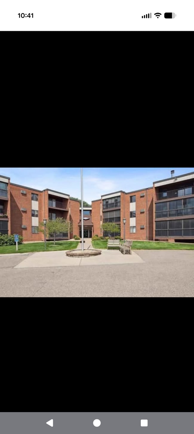 property at 1800 Riverwood Dr