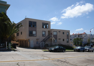 2121 B St in San Diego, CA - Building Photo - Building Photo