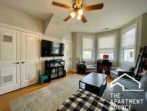 3611 W Wolfram St in Chicago, IL - Building Photo - Building Photo