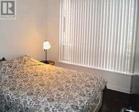 33 Sheppard Ave E in Toronto, ON - Building Photo - Building Photo