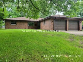 1906 E Hazel Dell Rd in Springfield, IL - Building Photo