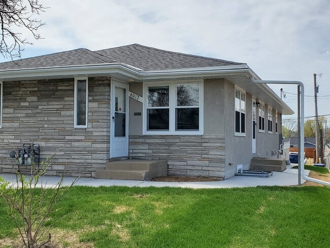 6012 Penn Ave S in Minneapolis, MN - Building Photo - Building Photo